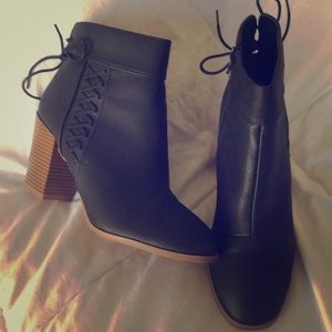 Size 9 Qupid booties Modcloth